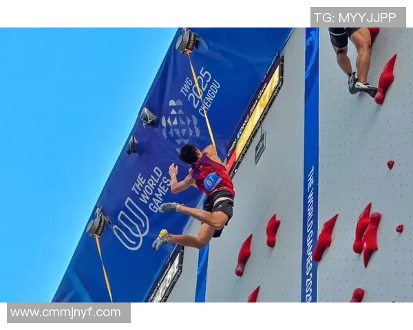 重庆攀岩队在全国攀岩技术排行榜中荣获第八名的佳绩引发关注